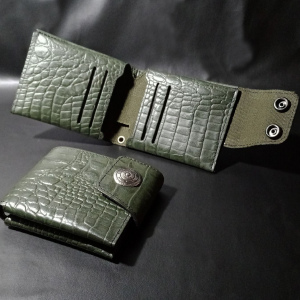Billetera con Textura Croco – Verde